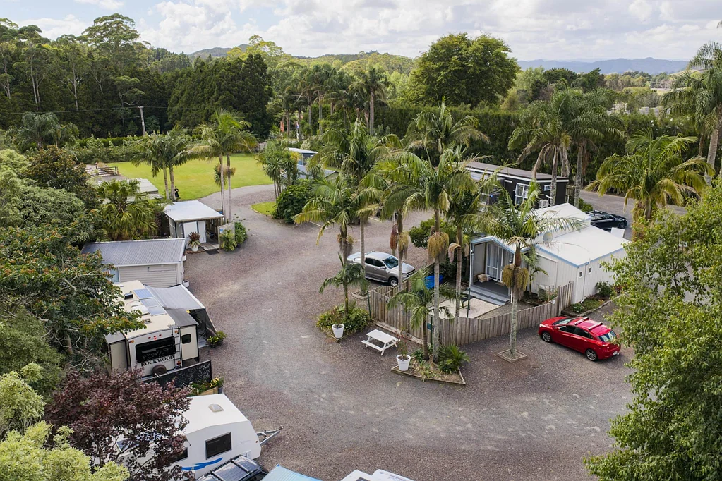 Kerikeri GROSS INCOME OVER $180,000 PER ANNUM 