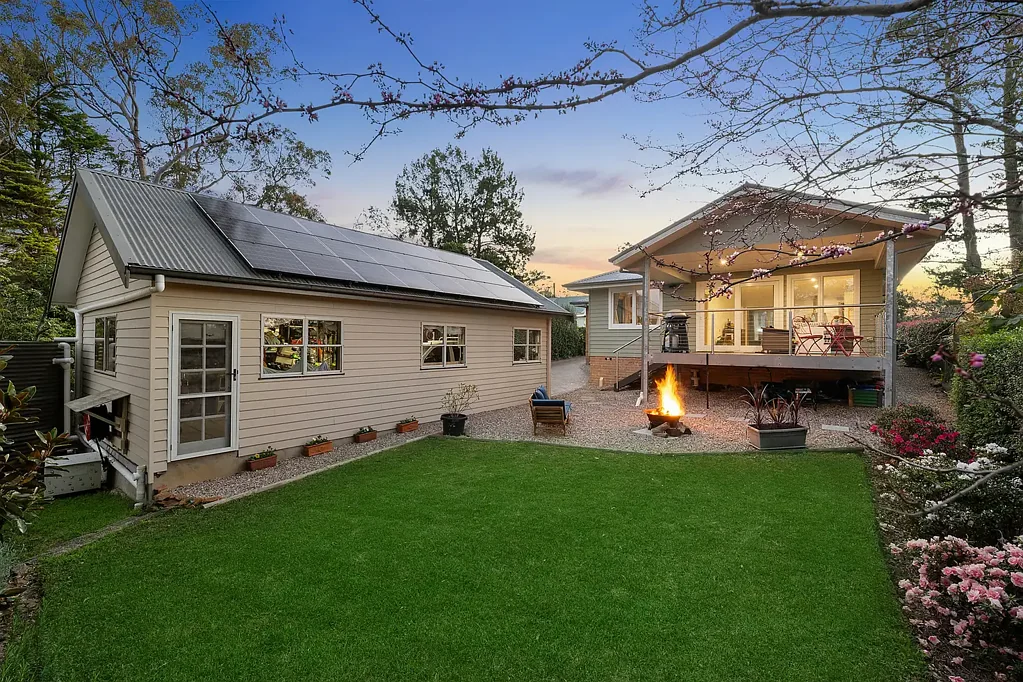 Lawson 4Zimmer Beautifully Renovated Family Home with Stunning Valley Views