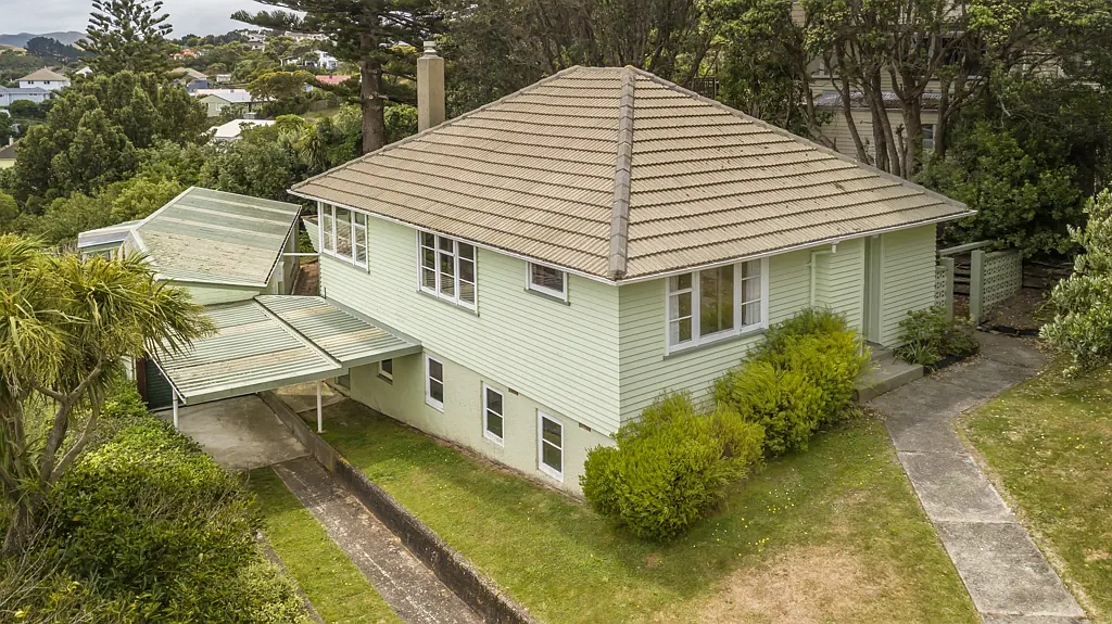 15 Spur Grove, Titahi Bay, Porirua City, Wellington