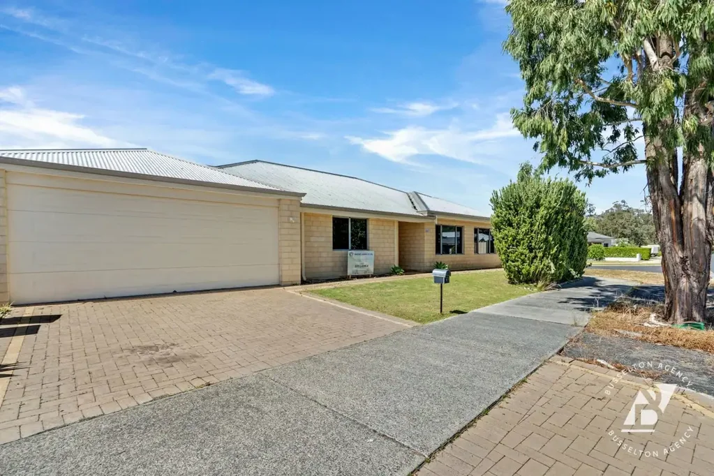 Yalyalup 4침실 Exceptional Large Home Offering Comfort and Convenience!!