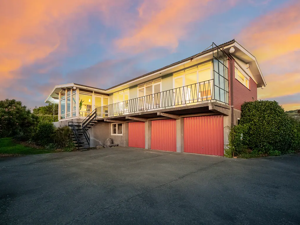 Mount Pleasant 3ਬੈੱਡਰੂਮ Mid-Century Authenticity on 1128sqm
