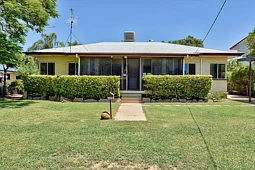 157 KINGFISHER STREET, Longreach
