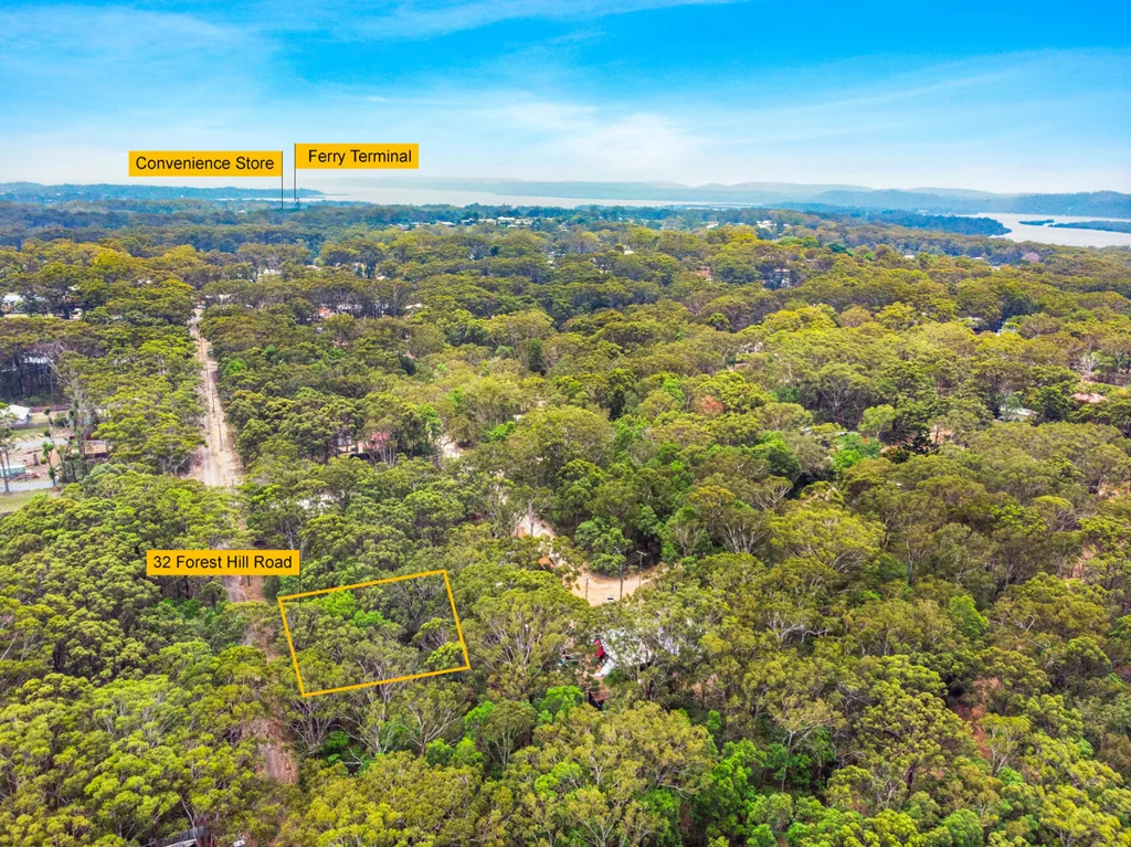 32 Forest Hill Road, Russell Island, QLD 4184