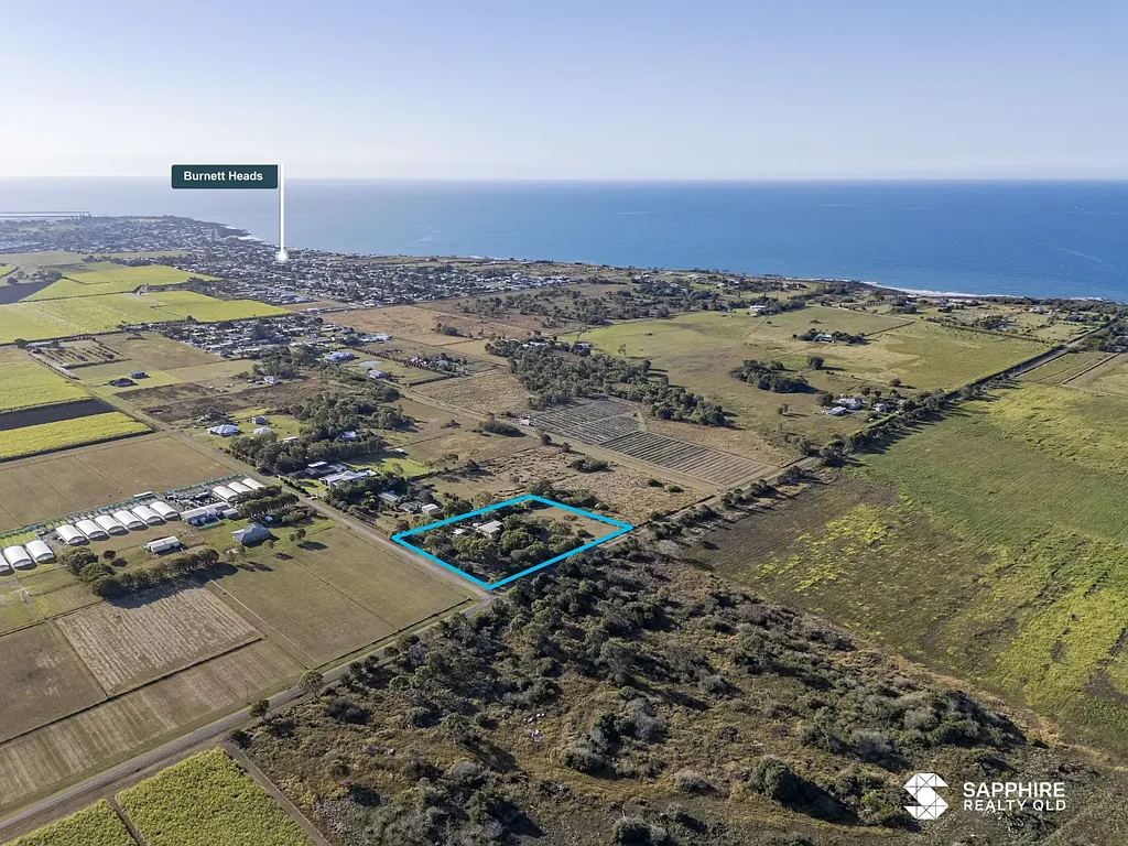 Burnett Heads 3部屋 Coastal Acreage Living Starts Here.