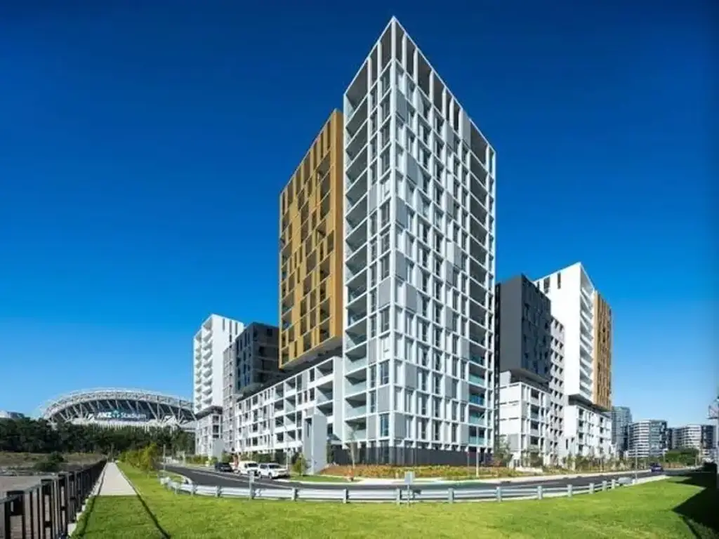 Lidcombe 1Moenga We are presenting a remarkable opportunity spacious Nearly new one-bedrooms apartment
