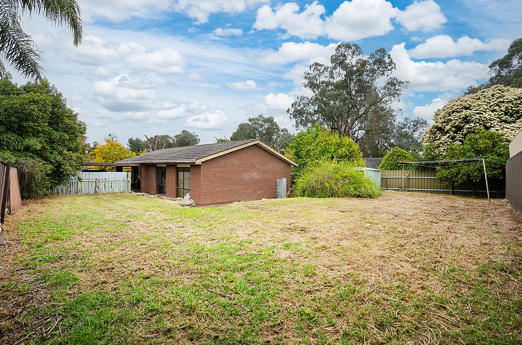 18 CANDLEBARK ST, THURGOONA NSW 2640, 0 habitaciones, 0 baños, House