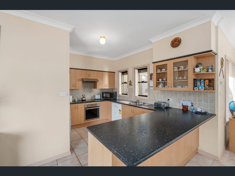 14 CURRAN ST, PRAIRIEWOOD NSW 2176, 0 Kuwarto, 0 Banyo, House