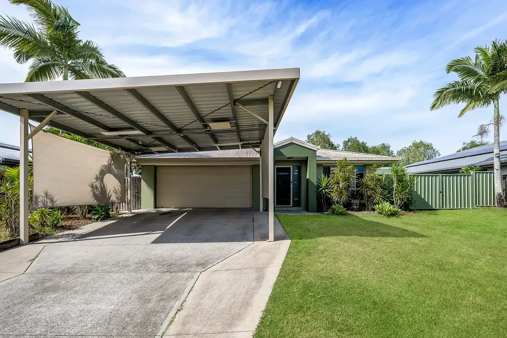 32 Katey Crescent, Mirani, QLD 4754