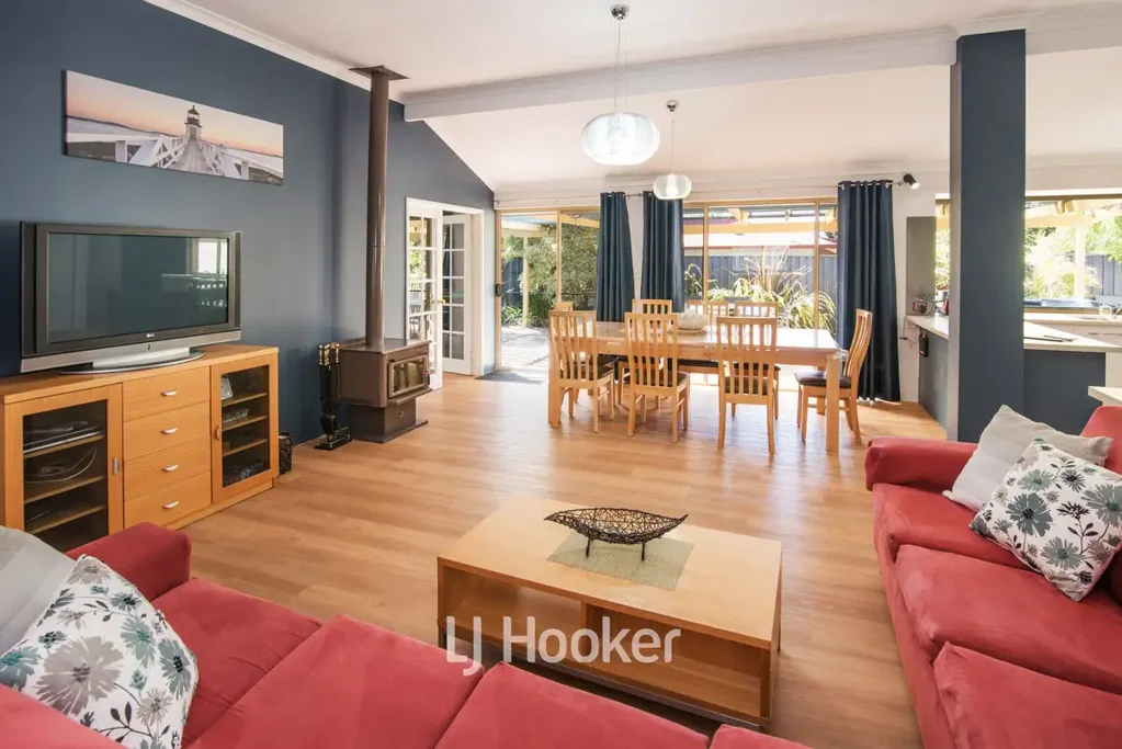 Dunsborough 5房  Room to Grow, Space to Gather, A Location You'll Love