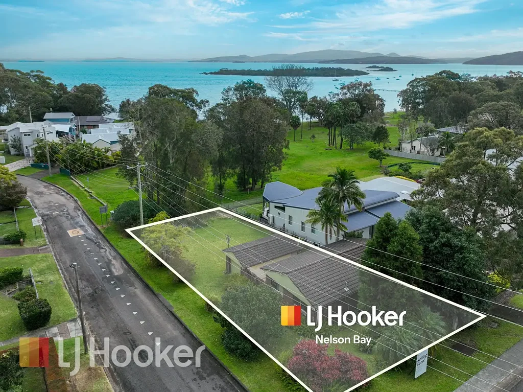 Soldiers Point 2ਬੈੱਡਰੂਮ A Rare Waterfront Reserve Opportunity - Must Be Sold