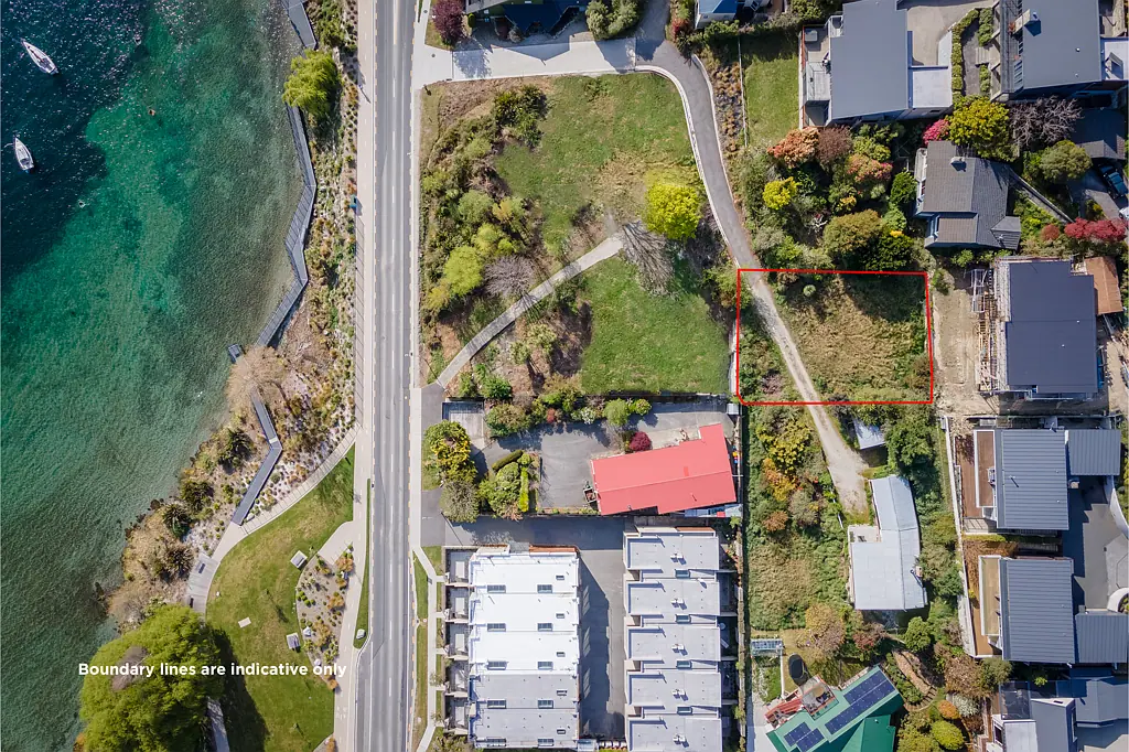 Wanaka Prime lakeside position with panoramic views