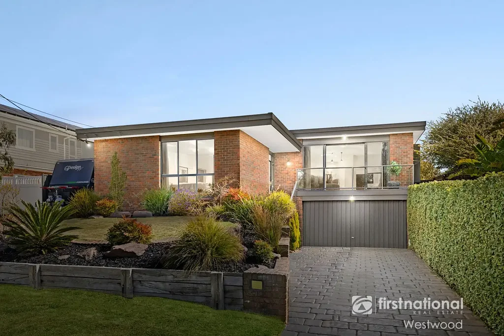 12 Wattamolla Avenue, Werribee, VIC 3030