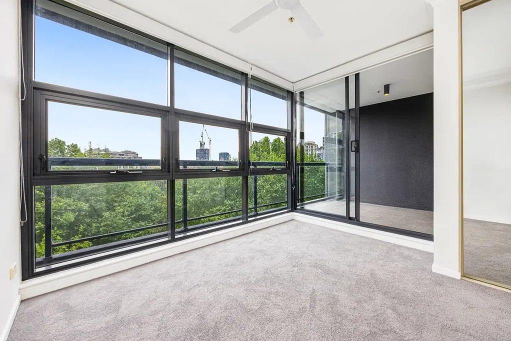 One Bedroom Apartment in Central Location
