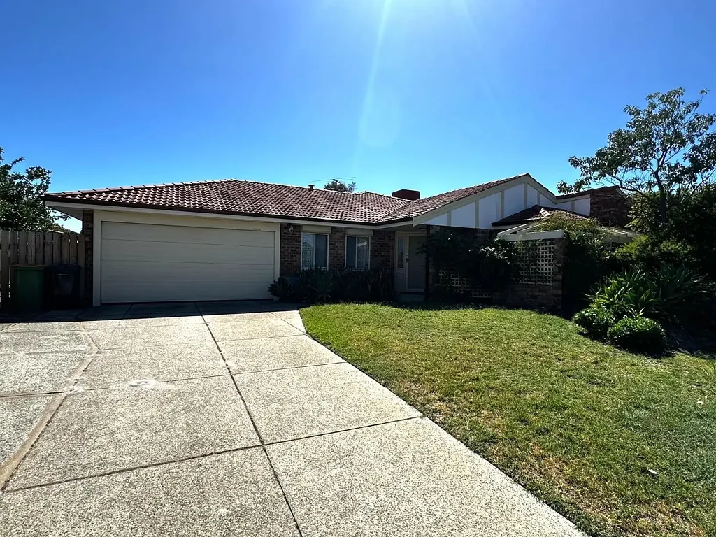 Thornlie 4房  Spacious Family Home with Below Ground Pool