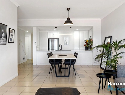 3/7 Railway Terrace, Rockingham, Rockingham, 3 ห้องนอน, 2 ห้องน้ำ, Apartment