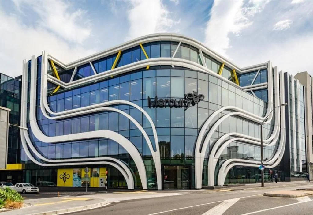 Newmarket Space Available in Mercury House on Broadway