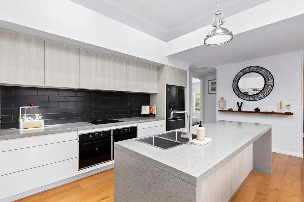 Torquay 4 Slaapkamer Naturally Light. Effortlessly Coastal