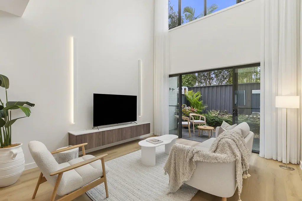 Brand New Luxury Townhouse For Lease In Sought-After Location
