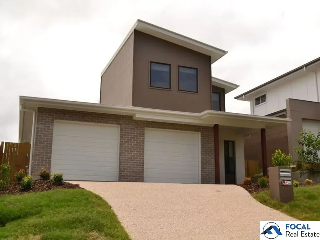 Modern & Convenient 3 Bed, 2 Bath Townhouse with Air Conditioning in Mango Hill