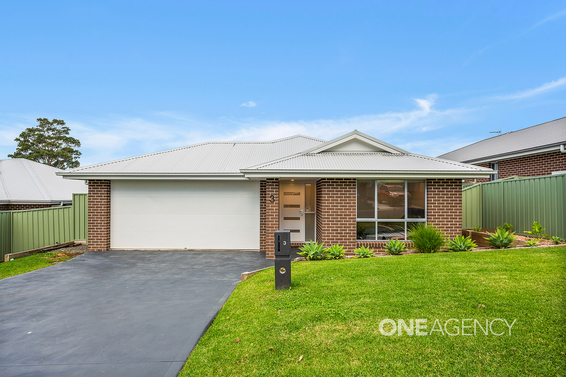 3 MANOORA WAY, NOWRA NSW 2541, 0部屋, 0バスルーム, House