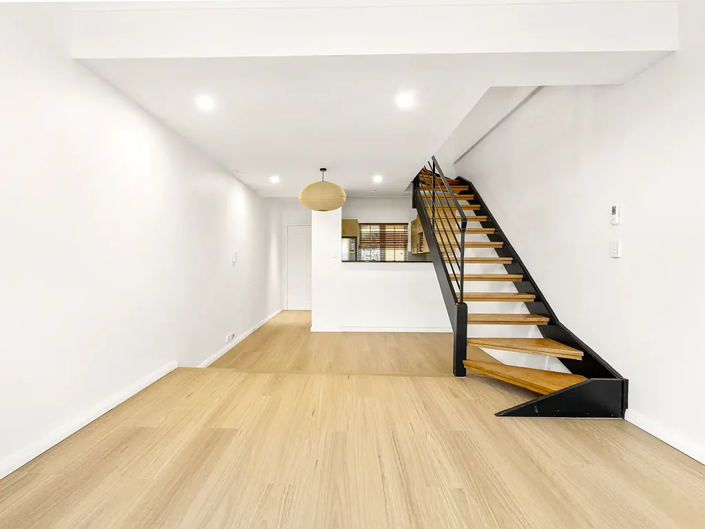 Modern Converted Warehouse Apartment in the Heart of Erskineville