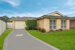 58 FREEMAN CCT, Ingleburn