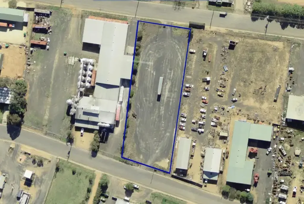 Narromine  Last of the Industrial Blocks