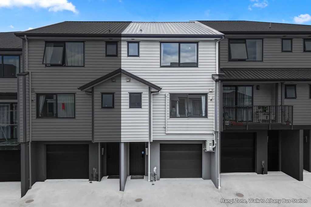 10 Peony Mews, Oteha, North Shore City, Auckland