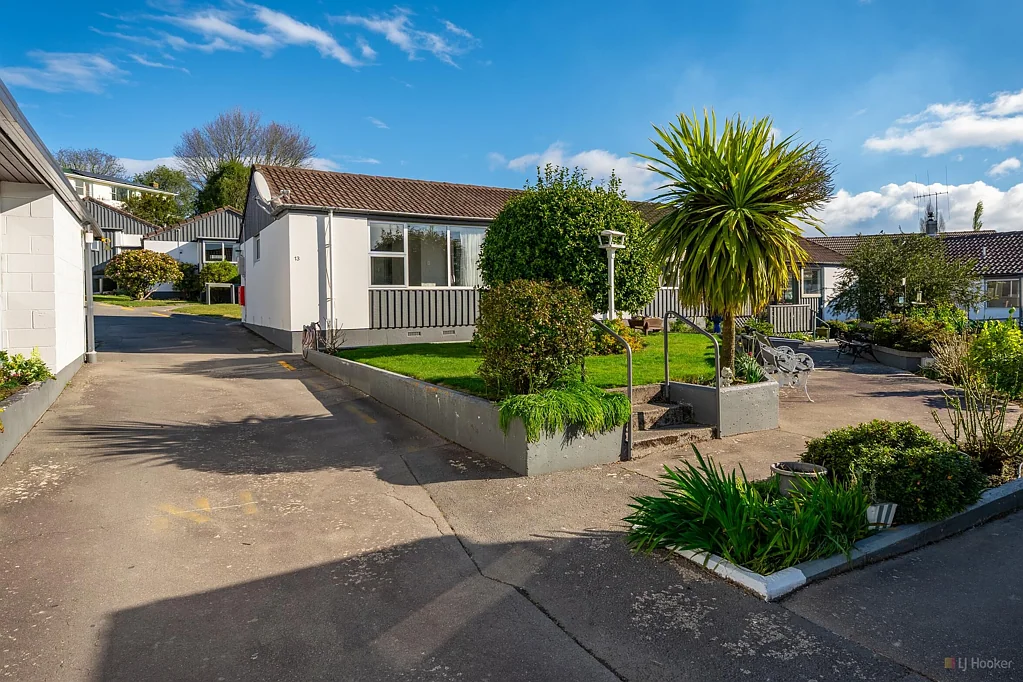 Highfield 1 Bedroom Your Space, Your Pace