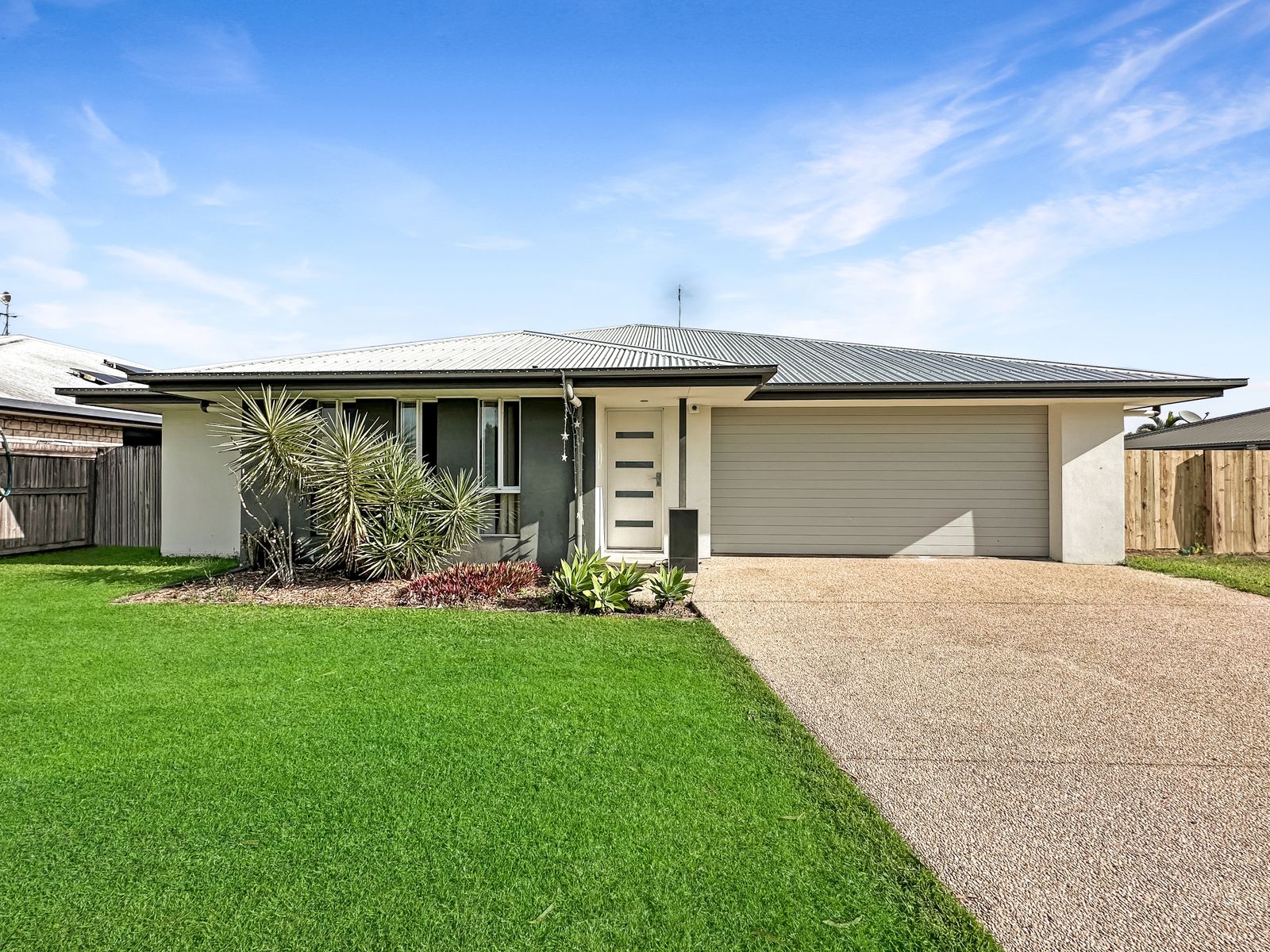 12 DOROTHY PL, MIRANI QLD 4754, 0房, 0浴, House