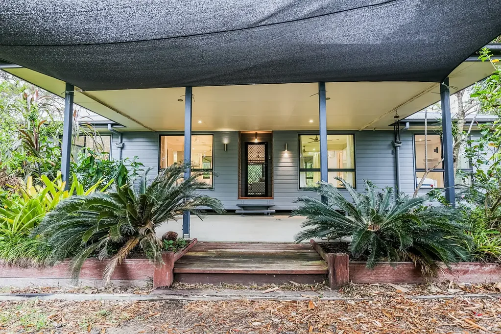 $800pw Furnished