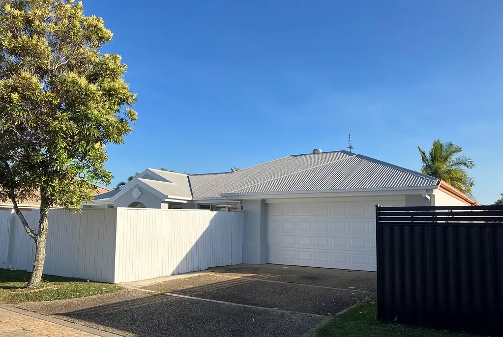 3 Bedroom and pool -  BEAUTIFUL BURLEIGH!