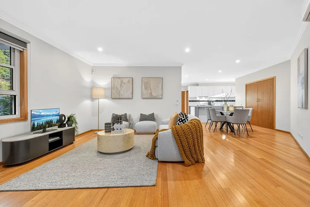 Surrey Hills 2Habitaciones The Brief: Spacious Ground Floor Living with Large Private Courtyard