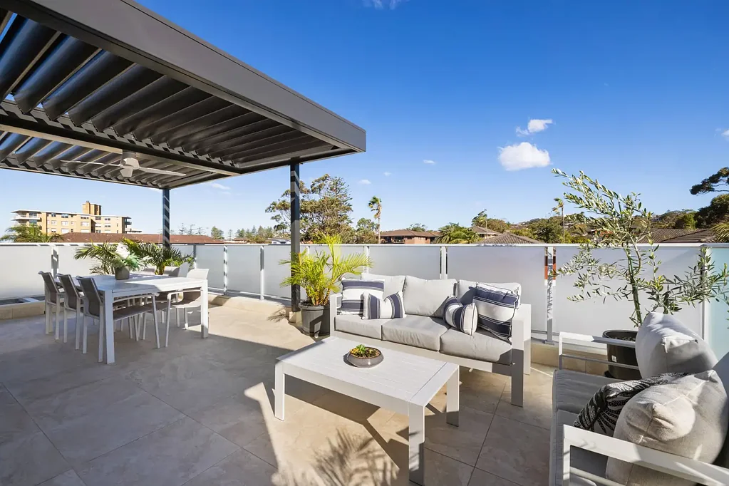Dee Why 2બેડરૂમ Executive Coastal Retreat with Exceptional Entertaining Terrace