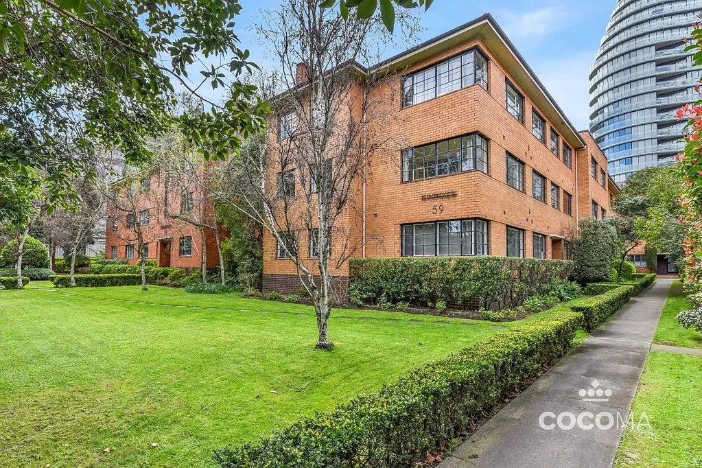 Melbourne 2બેડરૂમ Queens Road Gem: Inner-City Living Made Easy