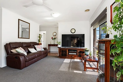 19 LLOYD STREET, West Wodonga, VIC 3690, 3 habitaciones, 1 baños, House