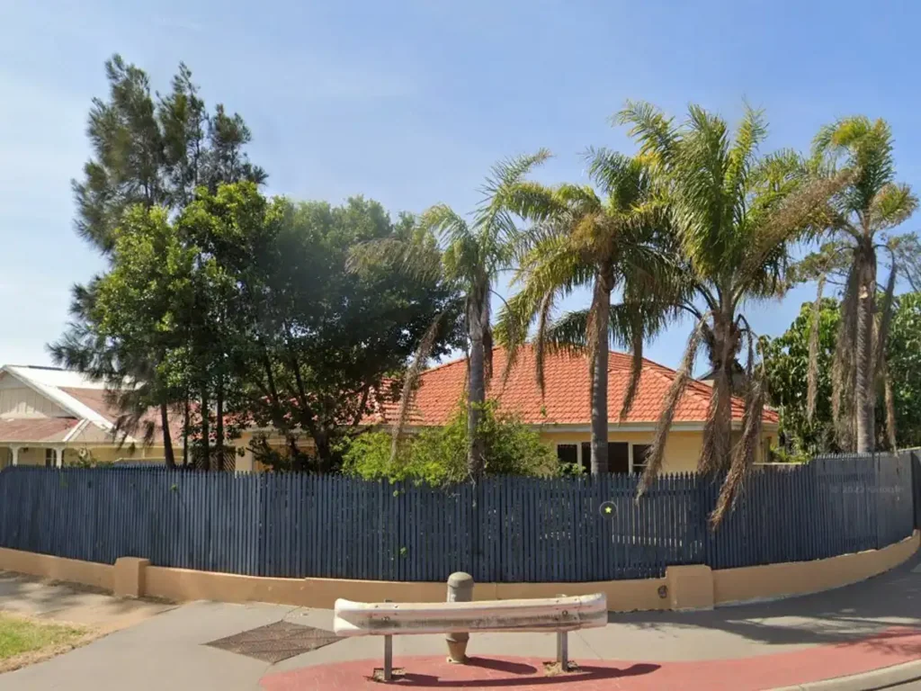 Geraldton 4ਬੈੱਡਰੂਮ Spacious Family Living in a Central Location