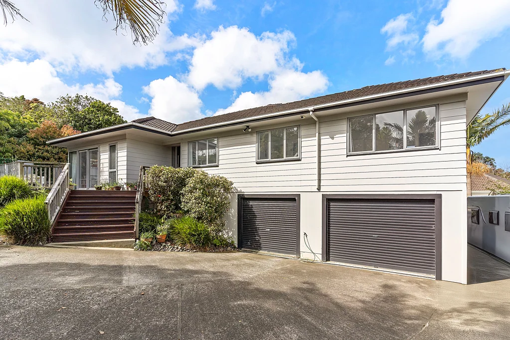 Browns Bay 4Kwarto Stylish Family Living