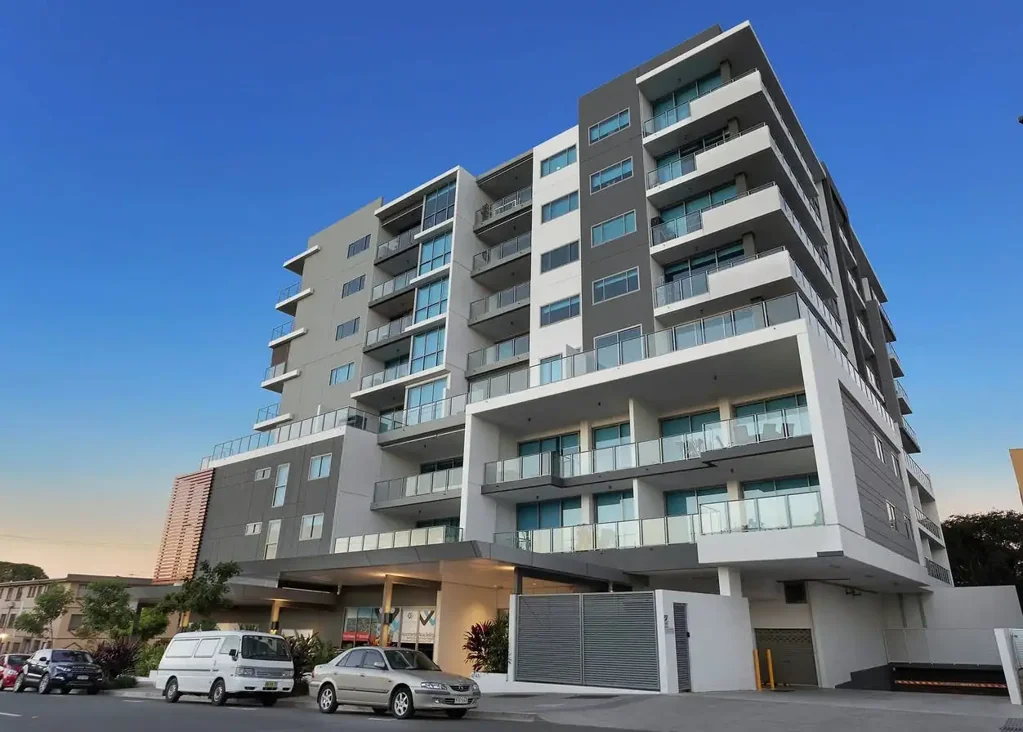 Modern 2-Bedroom Apartment with Large Balcony at The Link, Nundah � Prime Location & Lifestyle Convenience