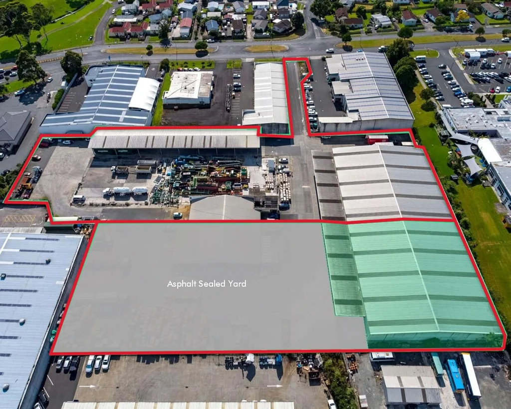Wiri Warehouse with huge yard