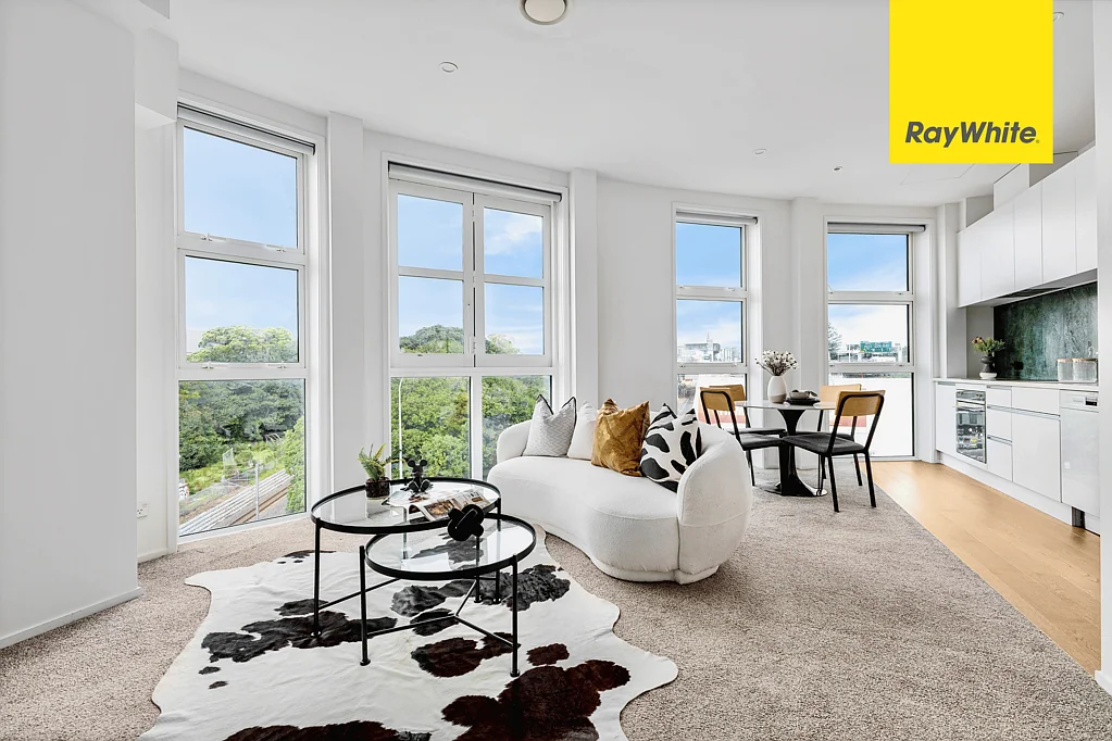Newmarket 1બેડરૂમ Exceptional Value in Newmarket-Vendor Cashing Out