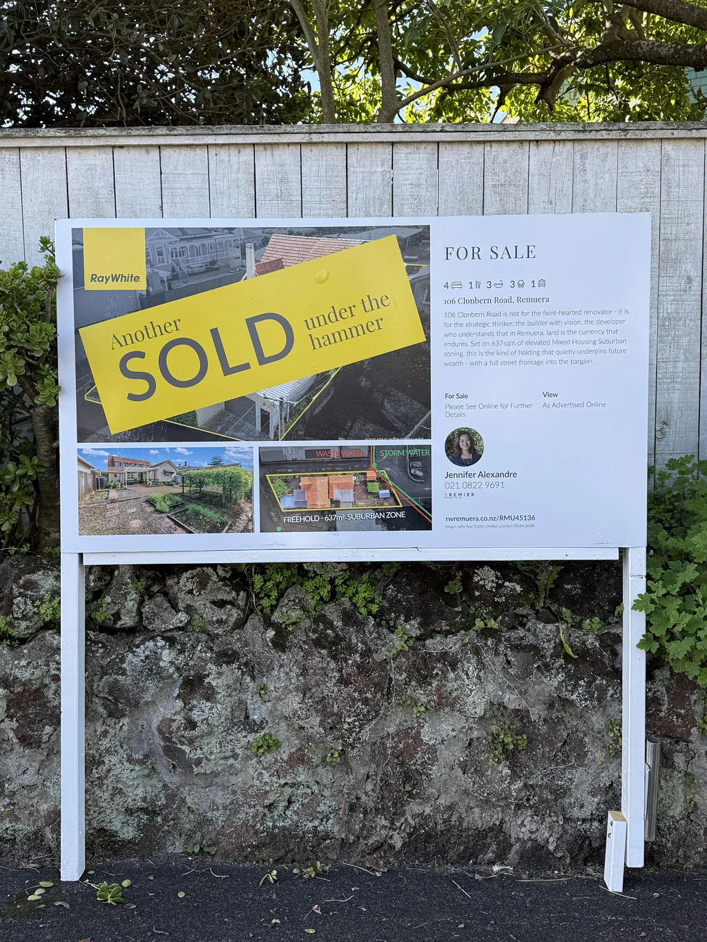 Remuera 4房 开发商首选！637㎡地块+MHS分区，通勤便利，坐拥双文法校网！ Another Remuera home SOLD by Jennifer Alexandre!