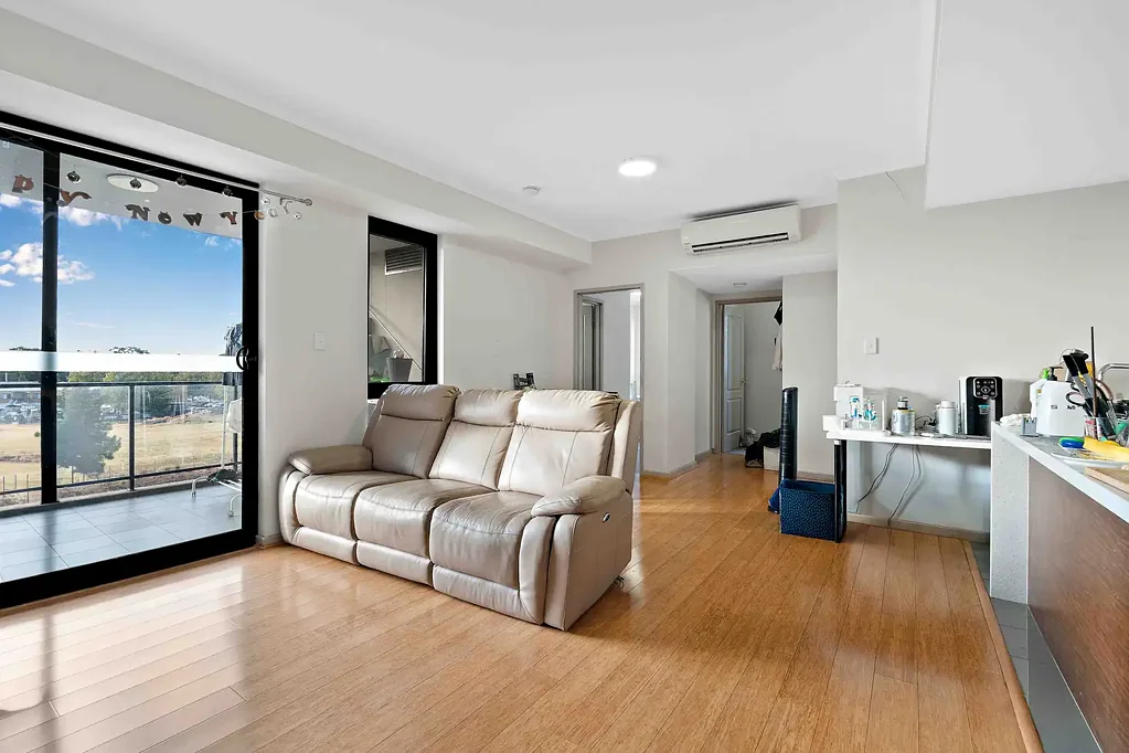 Cannington 2ห้องนอน Convenient City Living Steps from Carousel & Public Transport