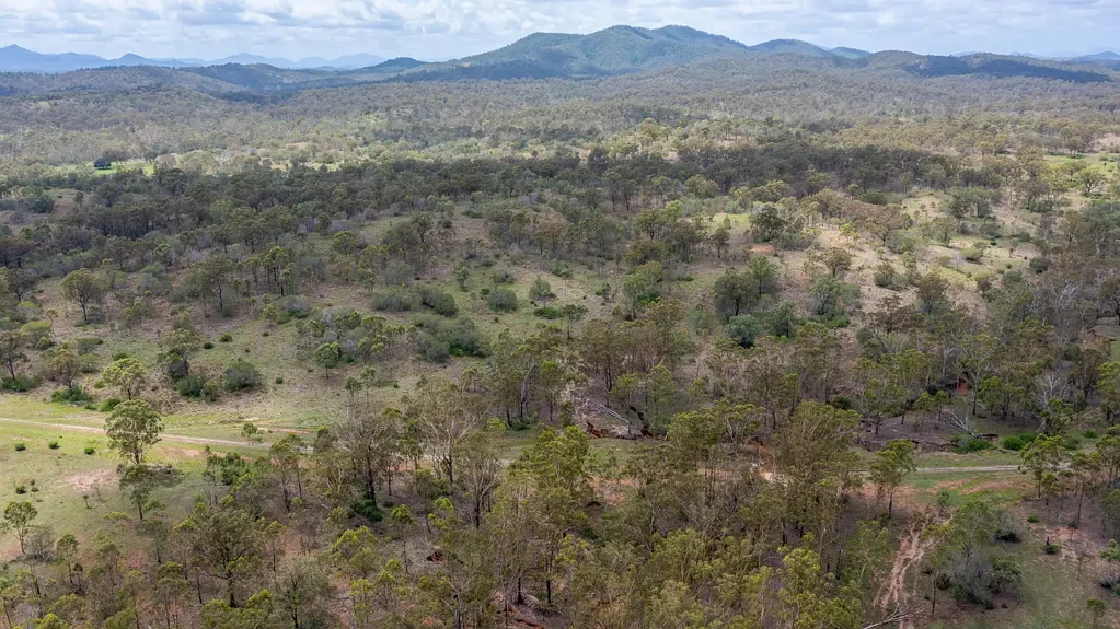 1095 Tableland Road, Wooderson, QLD 4680