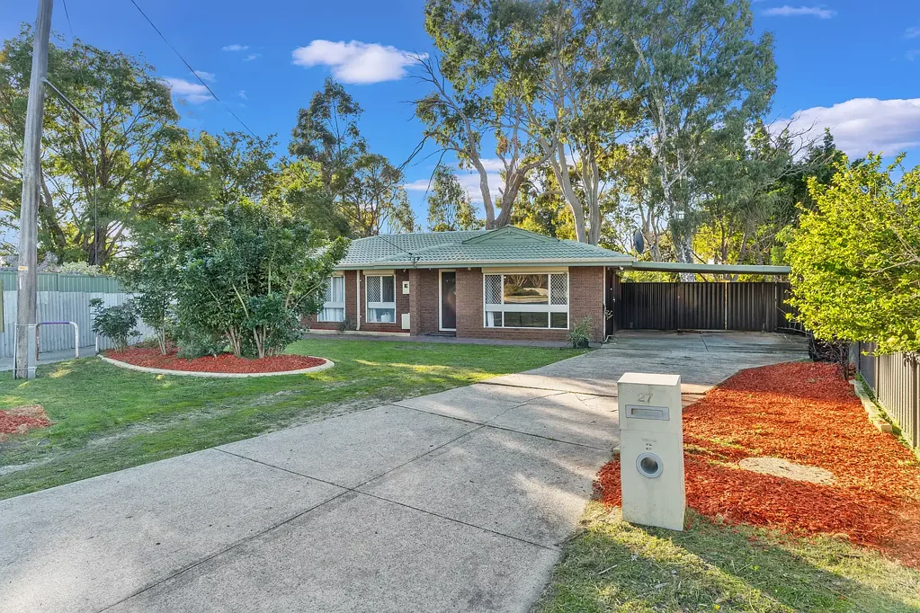 27 Kidbroke Place, Kelmscott, WA 6111