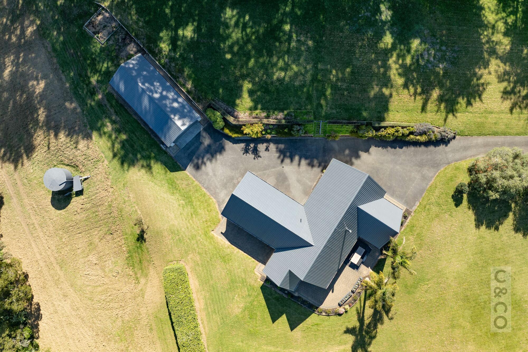 221 Amreins Road, Taupaki, photo 10