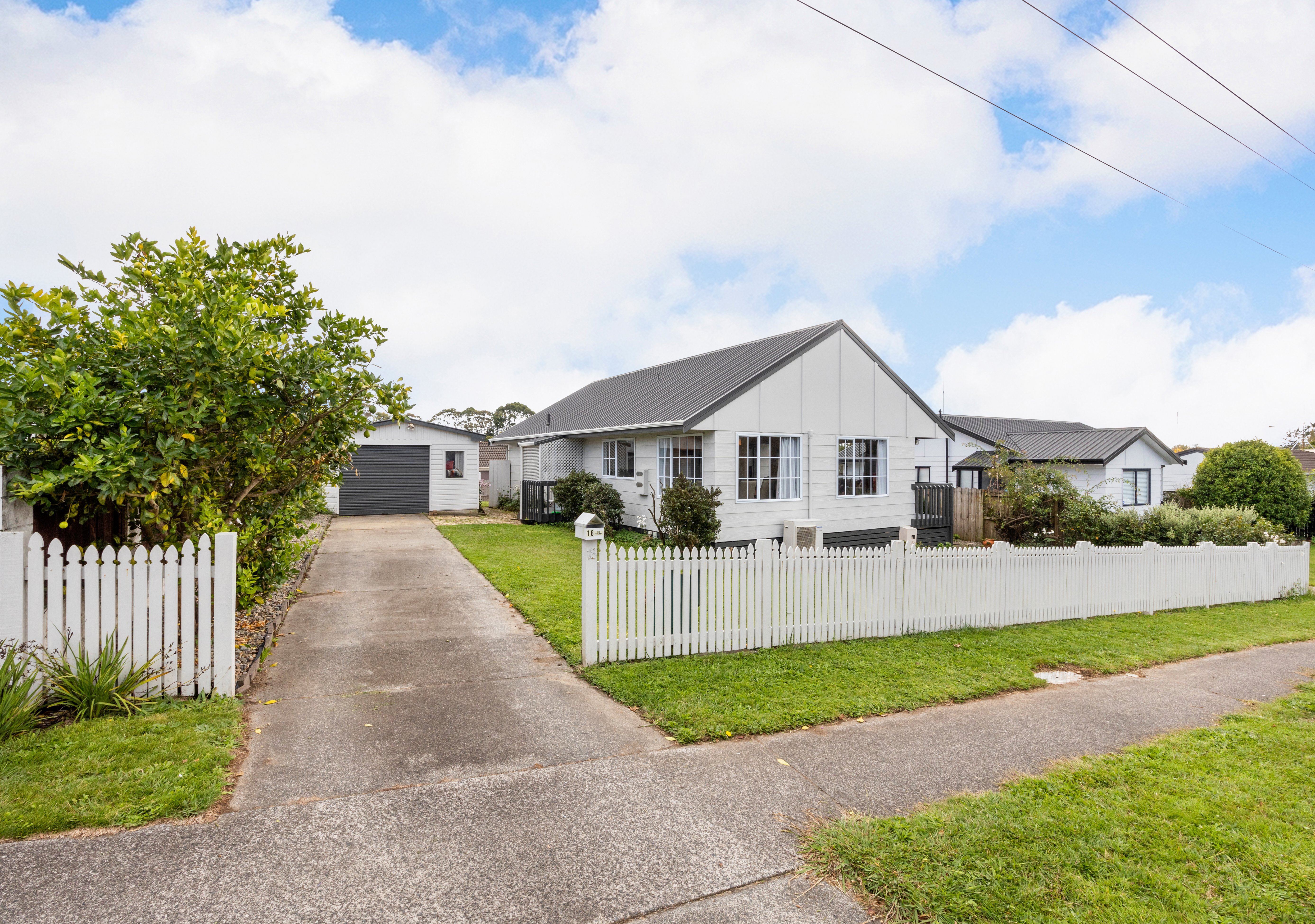 18 Dixon Road, Fitzroy