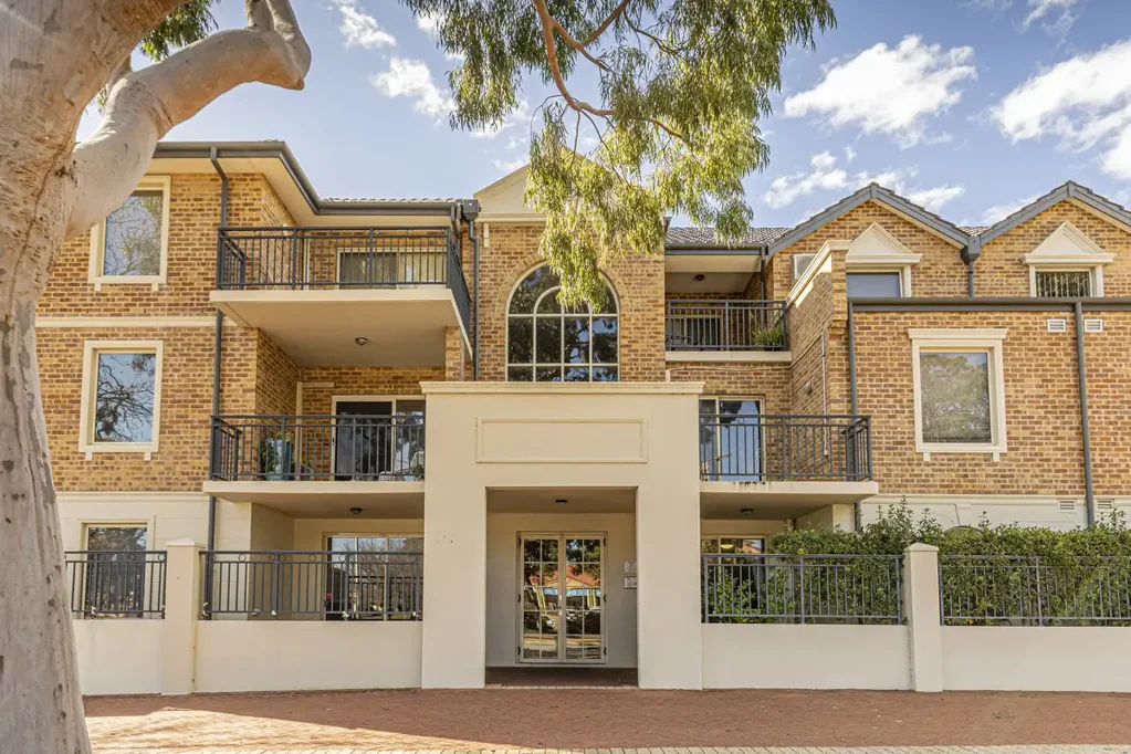 Joondalup 1房  Ground Floor Charm in the Heart of Joondalup