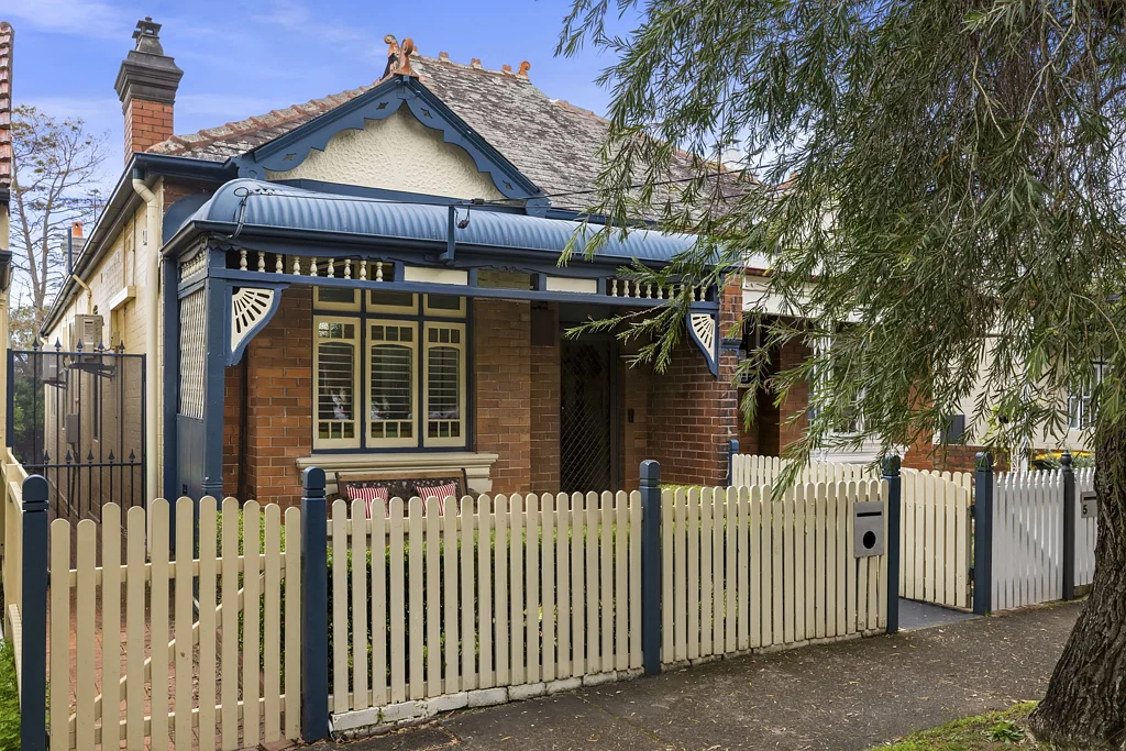 Dulwich Hill 3chambre Turn-Key Home in a Convenient Transport Location