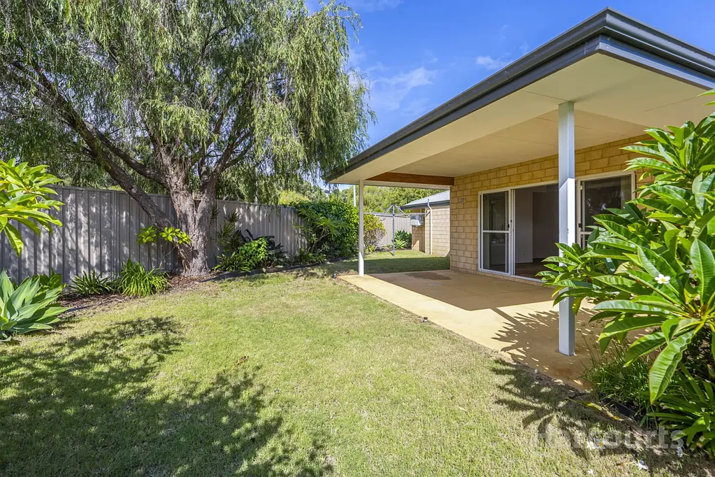 Greenfields 4房  Private Retreat with Spacious Living and Modern Comforts